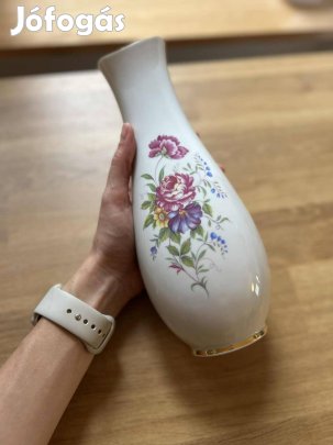 Hollóházi porcelán váza - kézzel festett virágmintával