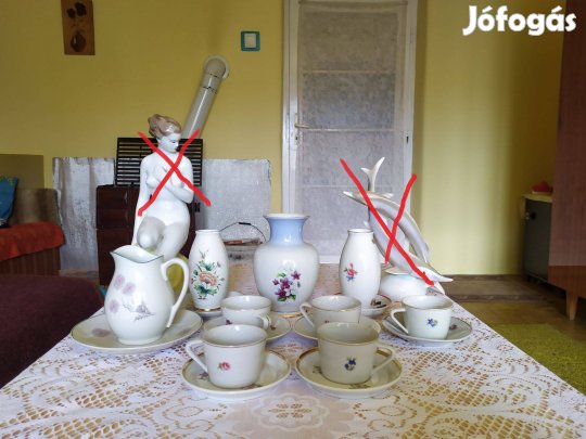 Hollóházi porcelán vazák, csészék, kiöntők, Postázás is megoldható!