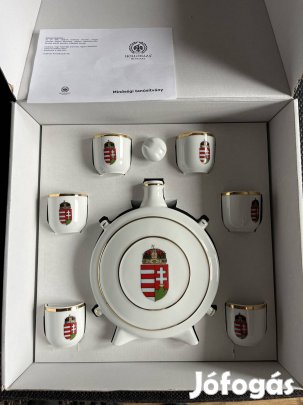 Hollóházi porcelánkulacs + 6 likőrös pohár eladó