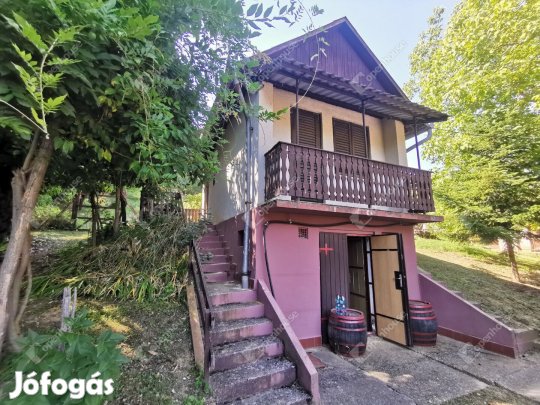 Homokkomáromi 60 nm-es ház eladó