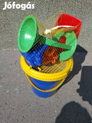 Homokozó szett ajándék zenélő játékkal Új
