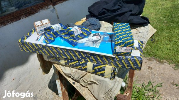 Honda Accord 7gen Tourer alkatrészek