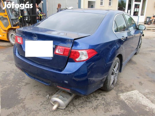 Honda Accord bontott használt alkatrészek