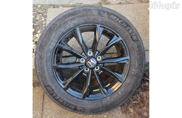 Honda CR-V 2025ös 4x új gyári kerekek szenzorral, új michelin gumival