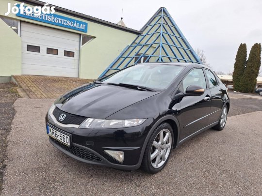 Honda Civic 1.8 Sport Magyarországi Eredeti Fén...