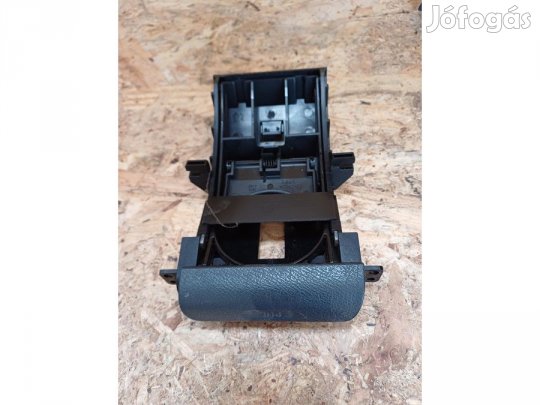 Honda Civic VII  (2001-2005) Első Hamutál