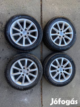 Honda Civic alufelni + premium téli gumi szett