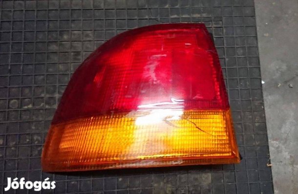 Honda Civic hátsó lámpa