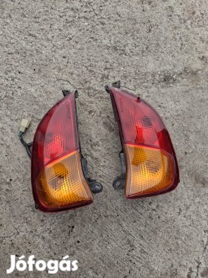 Honda Fes Foresight , Phanteon hátsó lámpa párban