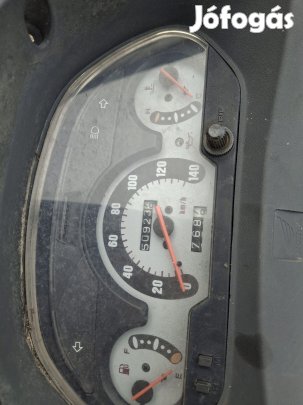 Honda Fes Phanteon műszerfal  , km óra