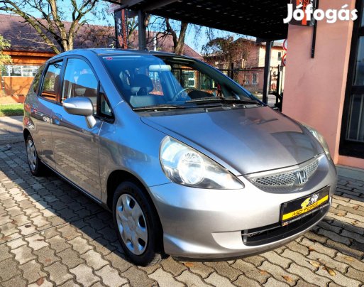 Honda Jazz 1.4 LS My. 2005 Gyári Fényezés !