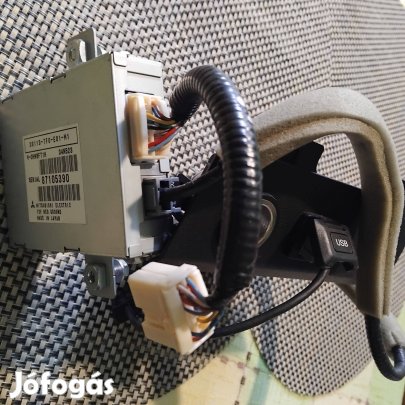 Honda Jazz/ 2009 utáni/ gyári USB egység rádióhoz