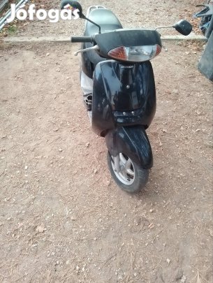 Honda Lead 100 alkatrészek alkatrész 