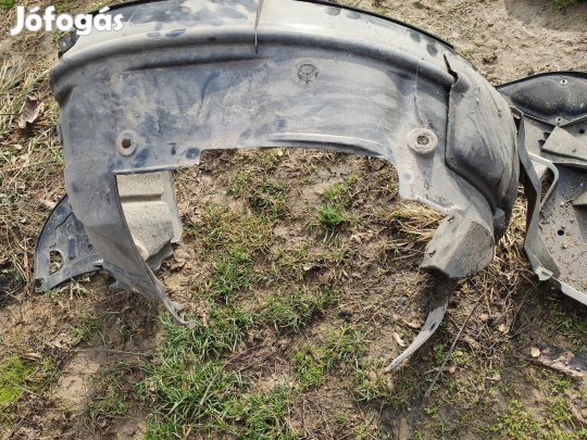 Honda Legend gyári jobb dob betét 