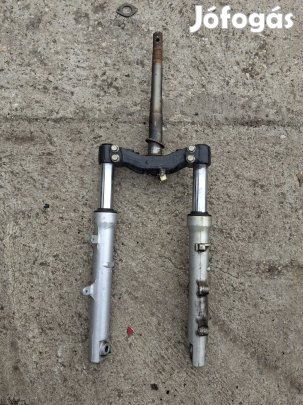 Honda Phanteon Fes első teleszkóp