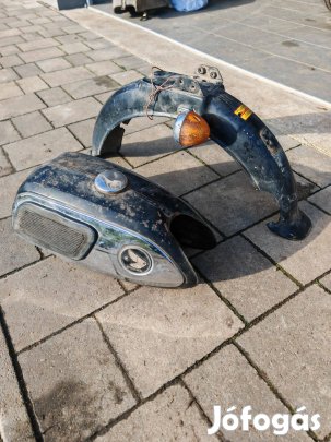 Honda SS50 tank sárvédő