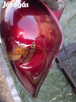 Honda VT 750 RC 14 alkatrész , tank