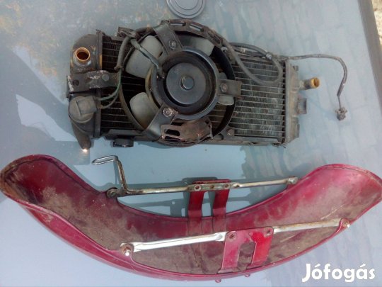 Honda VT 750 alkatrész , első sárvédő