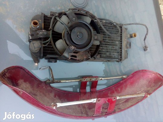 Honda VT 750 alkatrész , első sárvédő