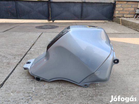 Honda XL 600V Transalp pd06 üzemanyag tank