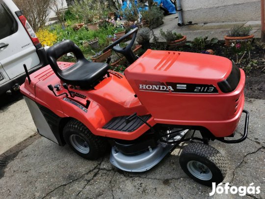 Honda fűgyűjtős fűnyírótraktor fűnyíró traktor