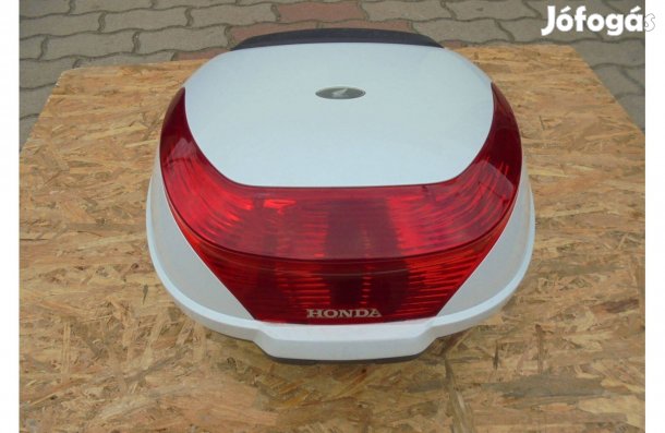 Honda gyári csomatartó doboz jó állapotban eladó