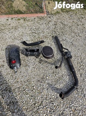 Honda motor alkatrészek eladók.