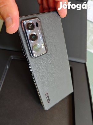 Honor Magic V2 16/512GB - fekete Bőr kivitel - új áll - Csere is lehet