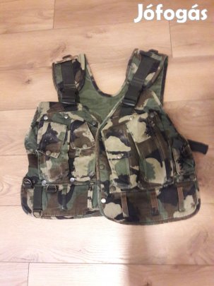 Honvédségi bocimintás mellény