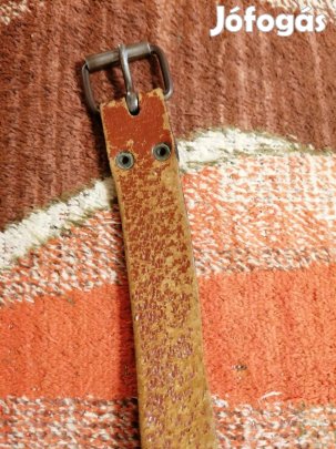 Honvédségi bőr öv, kimenő nadrágszíj retro, használt