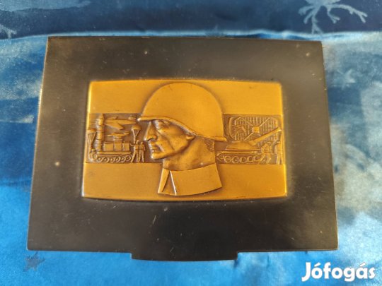 Honvédségi emlékdoboz