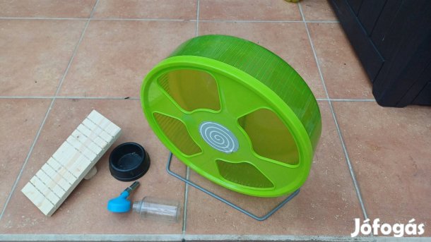 Hörcsögnek kellékek eladó