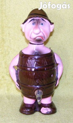 Hordó ember italos üveg