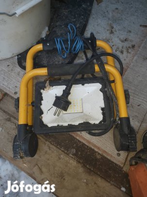 Hordozható led reflektor