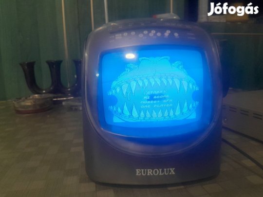 Hordozható mini Rádiós TV 12V-OS 