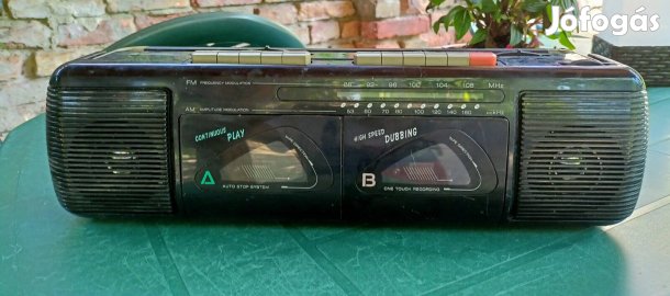Hordozható rádió magnó