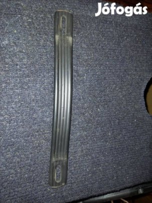 Hordozópánt / hordozófül