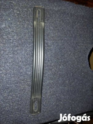 Hordozópánt / hordozófül hangfalra, mélyládára