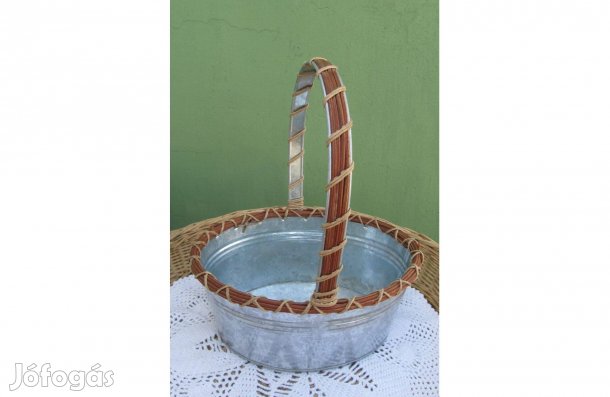 Horganylemez virágtartó kosár