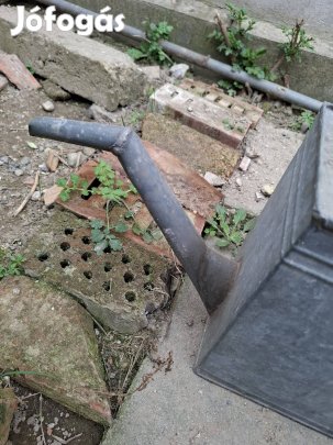 Horganyzott Bádogkanna