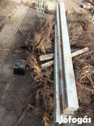 Horganyzott U profil lemez két méretben