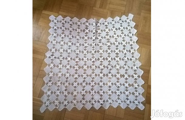 Horgololt asztalterítő eladó