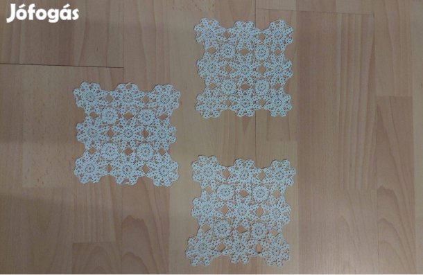 Horgolt csipke 3 db egyforma mintájú