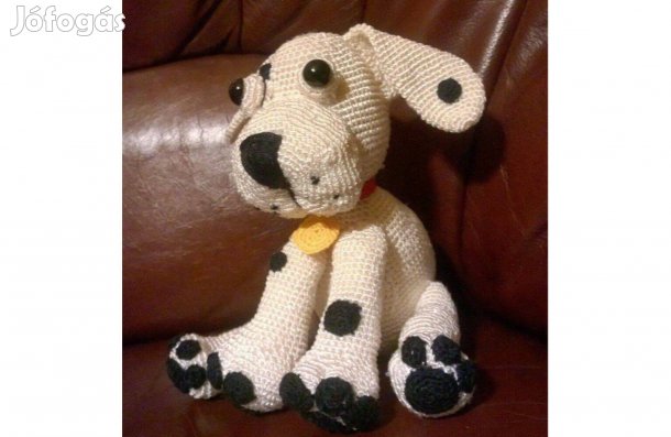 Horgolt dalmata kutya eladó