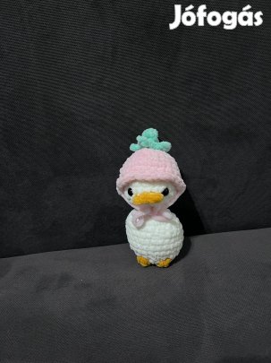 Horgolt kacsa epres sapival