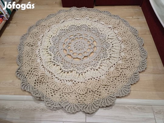 Horgolt kerek pamutszőnyeg