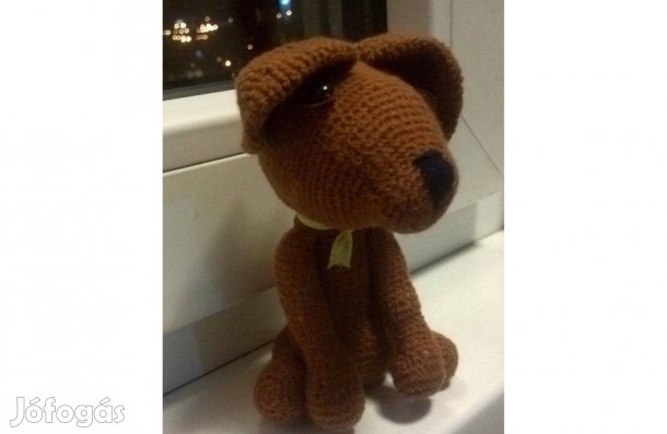 Horgolt kutya eladó