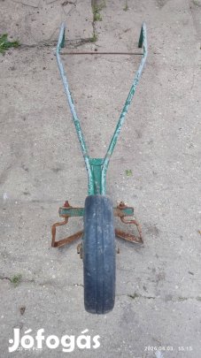 Horoló,kerekes talajlazító 