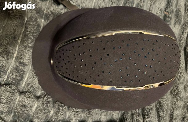 Horze kobak 52-54 S méretben az eredeti ár harmadáért eladó