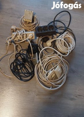 Hosszabítók(5db)-vezetékek UTP-VGA-HDMI*Koax*fotók alapján*Sz.Fehérvár